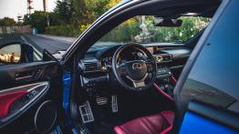 Lexus RC F – japońskie coupe nadal żywe