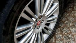 Jaguar F-Pace - duży kot w wielkim świecie