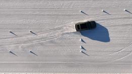 Nowe BMW i3 Neue Klasse: Oficjalne dane techniczne i finałowy szlif w Arktyce