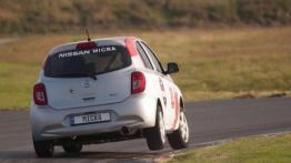 Nissan stworzył bardzo tanie auto wyścigowe