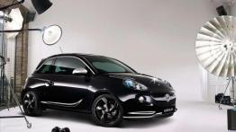Opel Adam w ciekawych wersjach Black &amp; White