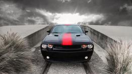 Dodge Challenger Rallye Redline - widok z przodu