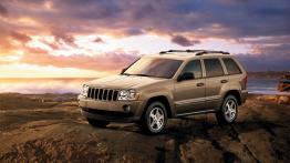 Jeep Grand Cherokee - widok z przodu