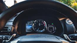 Lexus RC F – japońskie coupe nadal żywe