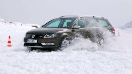 VW Passat Alltrack - wszędzie mu po drodze