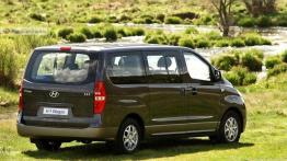 Hyundai H1 - ponoć naprawdę istnieje