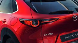 Mazda CX-30 po ważnych zmianach. Nowe systemy i bogatsze wyposażenie