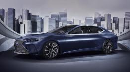 Wodorowy Lexus jeszcze w tej dekadzie