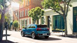 Elektryczne i hybrydowe Kie w Genewie