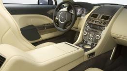 Aston Martin Rapide - kokpit