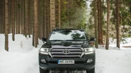 Toyota Land Cruiser V8 - auto z półki wyższej niż inne