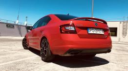Skoda Octavia RS 245 – strzały z wydechu są w pakiecie?