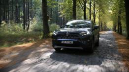 Toyota RAV4 AWD-i Hybrid – czy napęd ma jeszcze znaczenie?