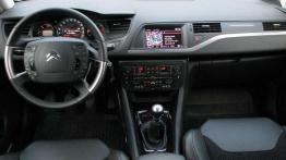 Nowa elegancja i jeszcze nowsze technologie