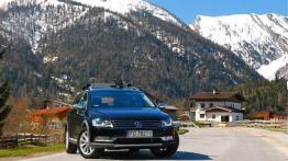 VW Passat Alltrack - wszędzie mu po drodze