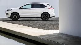 Nowy Ford Edge debiutuje z nowym silnikiem EcoBlue Bi-Turbo 238 KM i z innowacyjnymi rozwiązaniami wspierającymi kierowcę