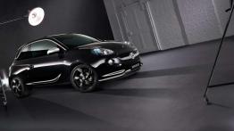 Opel Adam w ciekawych wersjach Black &amp; White