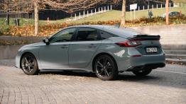 Honda Civic e:HEV Sport udowadnia, że hybryda też potrafi cieszyć. To wyjątkowe połączenie