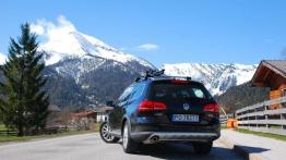 VW Passat Alltrack - wszędzie mu po drodze