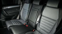 Volkswagen Touareg 3.0 V6 TDI 262 KM - nomad w mieście