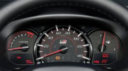 Mały roadster Daihatsu w sportowej odmianie