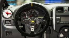 Nissan stworzył bardzo tanie auto wyścigowe