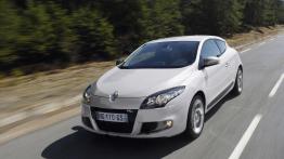 Renault Megane Coupe GT Line - widok z przodu