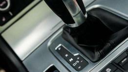 Volkswagen Touareg 3.0 V6 TDI 262 KM - nomad w mieście