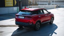 Bestune T77 to pozorna okazja. Ma jednak jedną zaletę