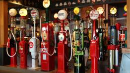 Z motoryzacją w tle