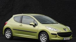 Peugeot 207 Berline - prawy bok