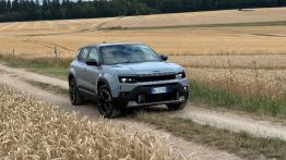 Pierwsza jazda: Jeep Avenger po liftingu. Kilka kosmetycznych zmian, prawie każda na lepsze