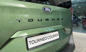 Ford Tourneo Courier II 1.0 EcoBoost 125KM 2024 Active, zdjęcie 9