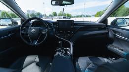 Toyota Camry XV70 Hybrid Executive - pe³ny panel przedni
