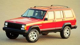 Jeep Cherokee - widok z przodu