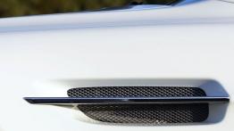 Aston Martin V8 Vantage S Coupe - wlot powietrza