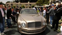 Bentley Mulsanne - widok z przodu