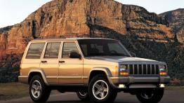 Jeep Cherokee - widok z przodu