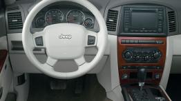 Jeep Grand Cherokee - kokpit
