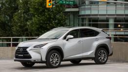 Lexus NX 200t (2015) w Seattle - lewy bok