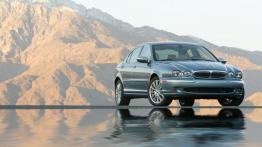 Jaguar X-type - widok z przodu