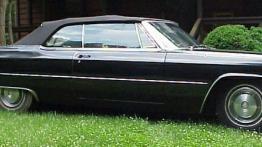 Cadillac DeVille - prawy bok
