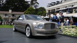 Bentley Mulsanne - widok z przodu