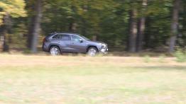Toyota RAV4 AWD-i Hybrid – czy napęd ma jeszcze znaczenie?