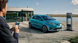 Elektryczne Renault z większym zasięgiem niż w Oplu Corsie-e czy Peugeocie e-208