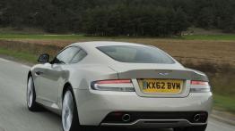 Aston Martin DB9 Facelifting Coupe - widok z tyłu