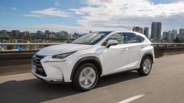 Lexus NX 300h (2015) w Seattle - lewy bok