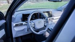 Wodorowy Hyundai Nexo – jeżdżąc tym autem, oczyszczasz powietrze! 