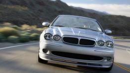 Jaguar X-type - widok z przodu