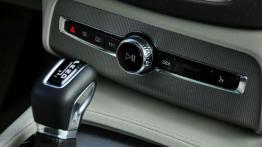 Volvo XC90 D5 Inscription - szwedzkie wychowanie